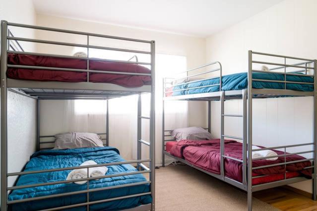 Hostel Style Shared Room Daly City Eksteriør billede