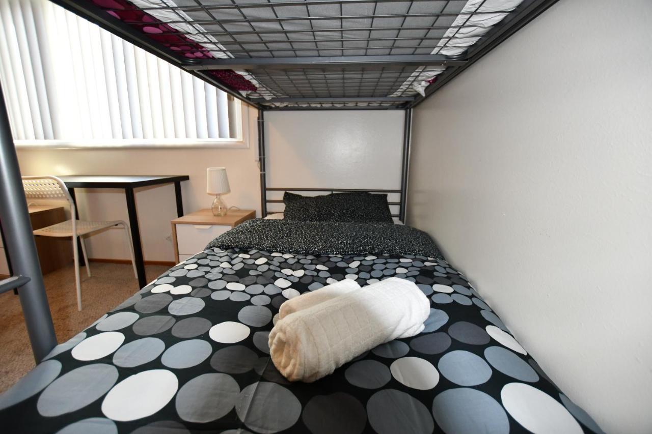 Hostel Style Shared Room Daly City Eksteriør billede
